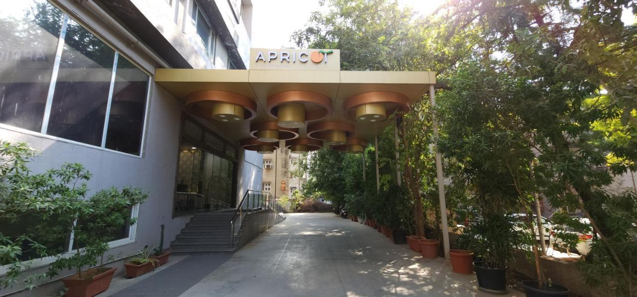 Apricot Hotel , Ahmadábád Kültér fotó