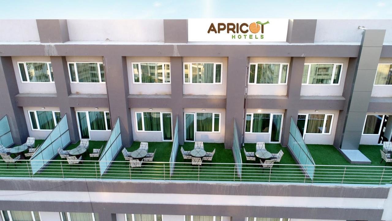 Apricot Hotel , Ahmadábád Kültér fotó